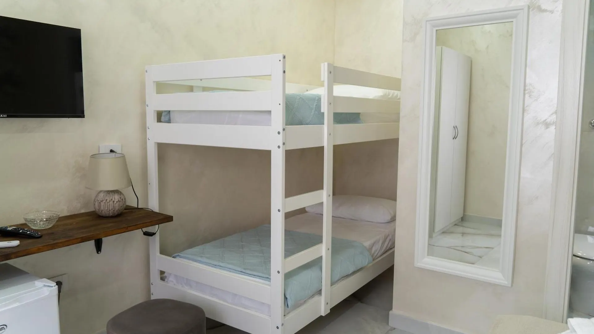 Blessing Room 4 Νάπολη